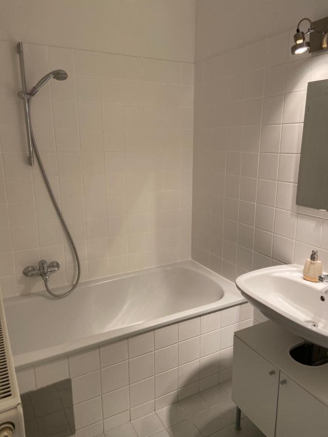 Bright Apartment With A Free Parking Garage @ Wienerberg Luaran gambar